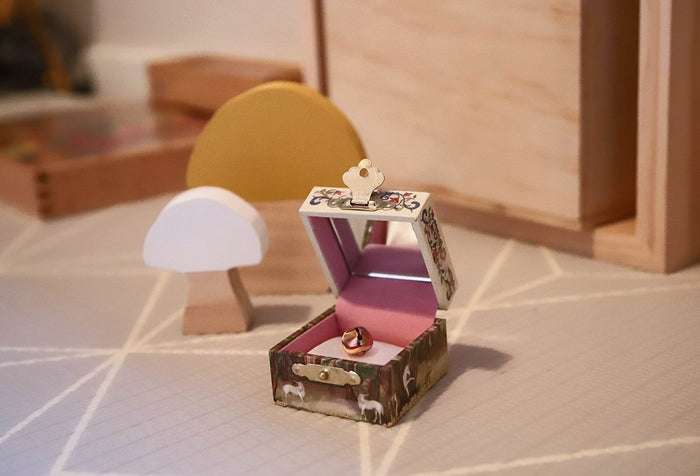 Tiny Gifts Mini Treasure Boxes