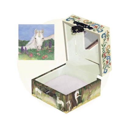 Unicorn tiny treasure box open